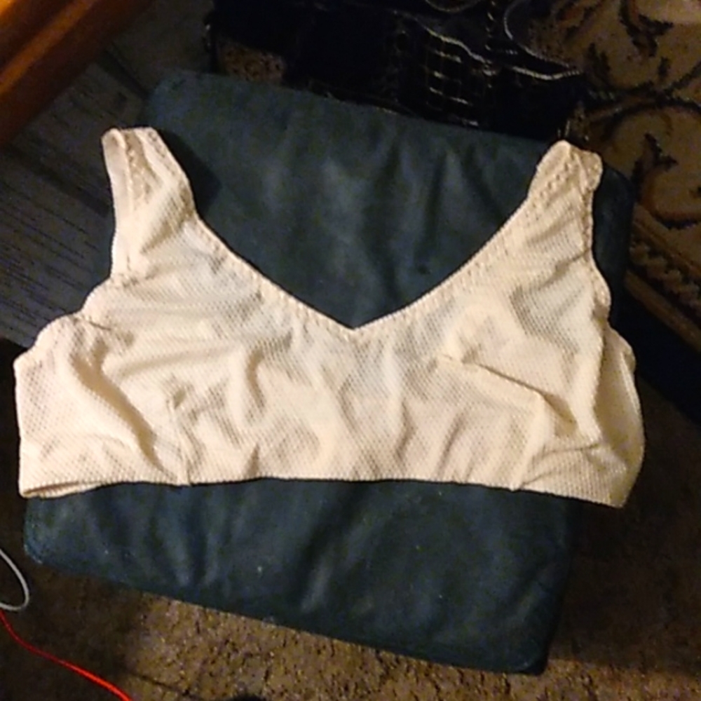 Wireless bra